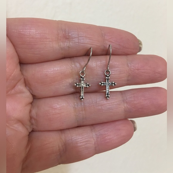 100 Pairs Wholesale Antique Silver￼ Cross Charm ￼￼Small Earrings. - Picture 7 of 12